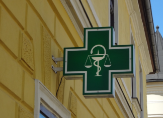 Dos investigados por intentar adquirir en una farmacia de Basauri medicamentos con una receta manipulada