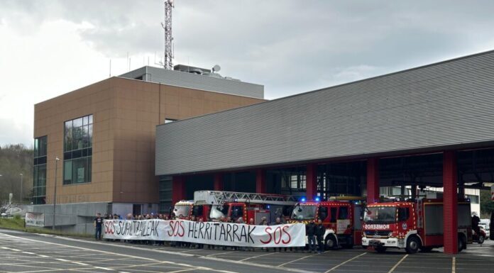 Los bomberos de Donostia denuncian la escasez de plantilla