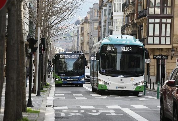 Donostiako San Martin kaleko zati bateko zorua konpontzea