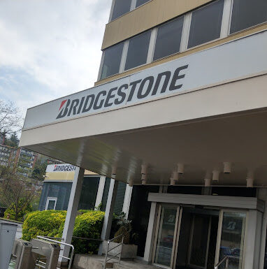 La plantilla de Bridgestone Basauri irá a la huelga tras conocer que despedirán a 335 empleados