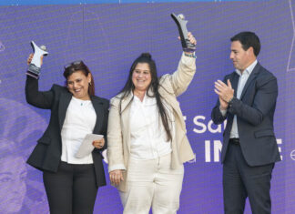 Premio Emakunde a la Igualdad a dos asociaciones que impulsan el empoderamiento de las mujeres musulmanas y gitanas