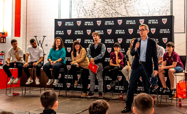 Familien Jaia del Athletic Club, en San Mamés
