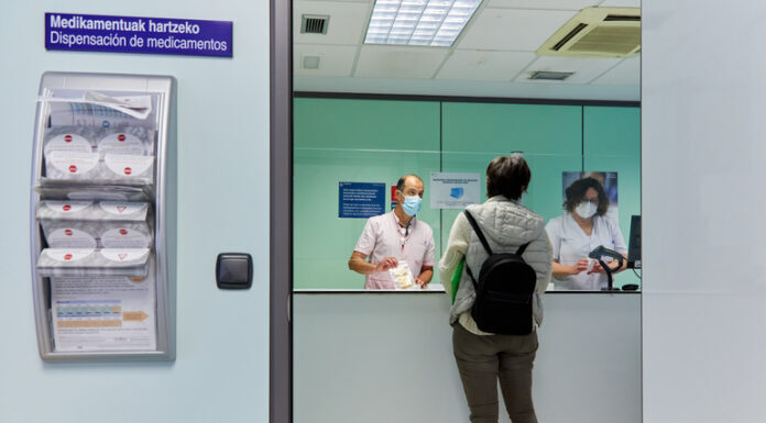 Osakidetza disminuye un 66% la lista de espera de más de 180 días