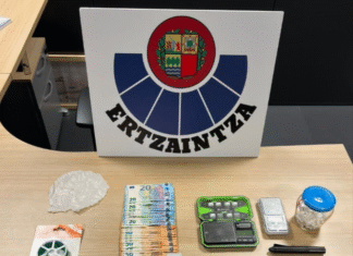 Detenido en Getxo por traficar con cocaína en el portal de su domicilio