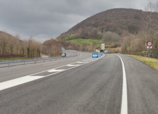 Lurralde Kohesioak bide-markak pintatzeko, seinaleak kontserbatzeko eta segurtasun-hesiak berritzeko kontratuak lizitatu ditu 24,4 milioi euroren truke