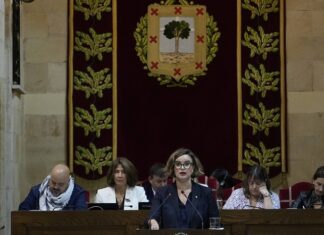 Elixabete Etxanobe destaca la gestión “con rigor” en el avance económico y social de Bizkaia pese a la incertidumbre internacional