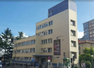 Solicitan 12 años de cárcel para la enfermera que fingió vacunar a 400 niños en Santurtzi