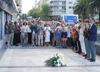 Nueva placa en memoria de Diego Fernandez-Montes en Donostia
