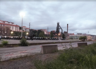 Dos trabajadores heridos tras una explosión en la acería ACB de Sestao