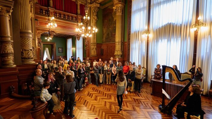 1069154043_202511151337465120965_27209