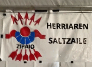 Pintadas contra la Ertzaintza y el PNV en Legorreta