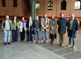 Cientos de personas conversan en euskera en el XII Berbagunea en Azkuna Zentroa
