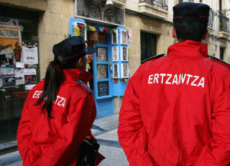 Detenido tras robar en un restaurante de Donostia y amenazar a agentes con una botella rota