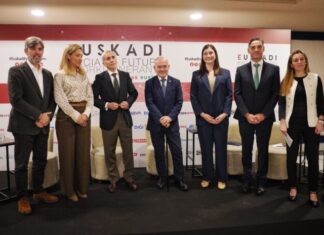 Pérez Iglesiasek etorkizunari aurre egiteko «gaitasun moldakorrak eta zeharkakoak» garatzearen alde egin du