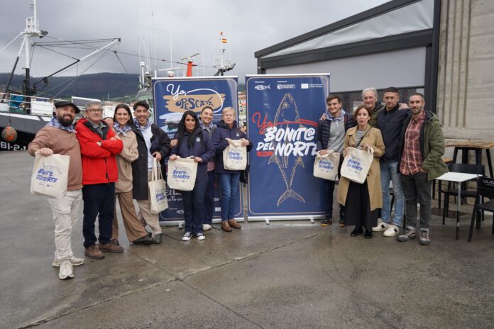 Foto_de_grupo_de_esta_visita_a_Bermeo-696x464-1