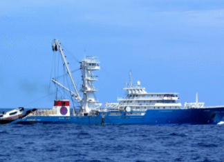 Un atunero de Bermeo repele un ataque pirata en el océano Índico