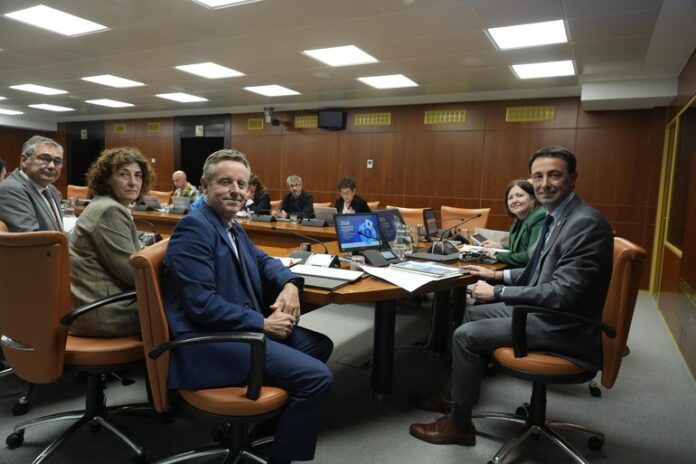 n770_20251103_Ogasun_eta_Aurrekontu_Batzordea_Ekonomia_Lana_eta_Enplegua__9_-696x464-1