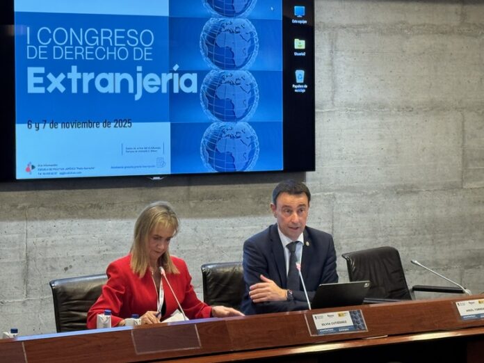 n770_Mikel_Torres_Extranjeria_7-696x522-1