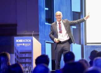 José García Montalvo: «Euskadik politika sendoak ditu etxebizitzaren arloan, oinarrizko printzipio argiak, ondo bideratuak eta erraz aplikatzeko modukoak»