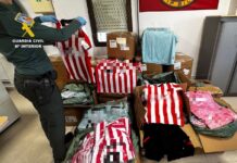 Detenido en Santurtzi por recibir más de 2.000 equipaciones falsificadas