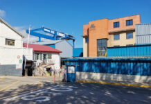 Balentziaga Abu Dabhi Ports enpresari salerosteko akordioa sinatu da gaur, enpresaren eta bere langileen jardueraren etorkizuna bermatzeko