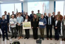 Eusko Jaurlaritzak laneko bide-segurtasunarekin hartuta duen konpromisoa aitortu dio Bridgestone enpresari