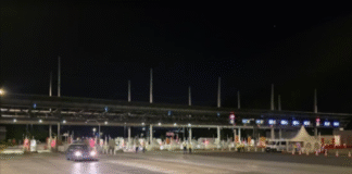 Corte nocturno en el peaje de Biriatou por obras en la A-63