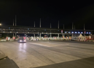 Corte nocturno en el peaje de Biriatou por obras en la A-63