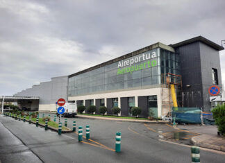 FACUA Euskadi exige a AENA mejoras urgentes en el aeropuerto de San Sebastián