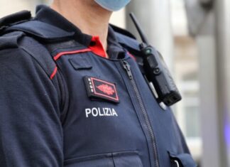 Gizon bat atxilotu dute Bilbon bikotekide ohiari sexu-erasoa egiteagatik