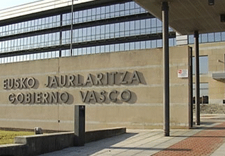 Eusko Jaurlaritzak EHUrekin duen lankidetza-hitzarmena berritu du, Euskadiko gorroto-delituei buruzko txosten bat egiteko eta Europarekin alderatzeko
