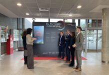 García kontseilariak «kultura zientifikoa herritarrei hurbiltzearen garrantzia» azpimarratu du Tuteran dagoen SciencEkaitza erakusketara egindako bisitan