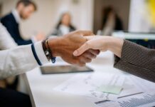 Nafarroak bere enpresa-erakargarritasuna indartu du 2025ean, enpresen helbide-aldaketetan saldo positiboa izan baitu
