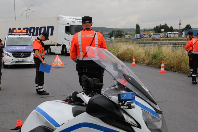 2025-06-26_UDA_TRAFIKOKO_OPERAZIOA__69_-696x464-1