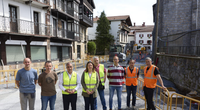 Lurralde Kohesioak 3,7 milioiko inbertsioa eragin du Berako zeharbidean eta Kanttonberri kaleko zoladura, hornidura, saneamendu, euri-ur eta zerbitzuetan
