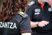 Gizon bat atxilotu dute Zamalanda parkean indarkeriaz lapurtzeagatik