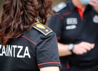 Gizon bat atxilotu dute Zamalanda parkean indarkeriaz lapurtzeagatik