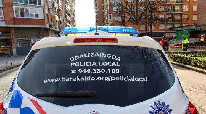 Herritarren Segurtasunak Barakaldoko Udaltzaingoaren eta Babes Zibilaren lana aitortzen du, egindako lanagatik, DANAn egindako jarduketagatik eta nabarmendutako beste esku-hartze batzuengatik