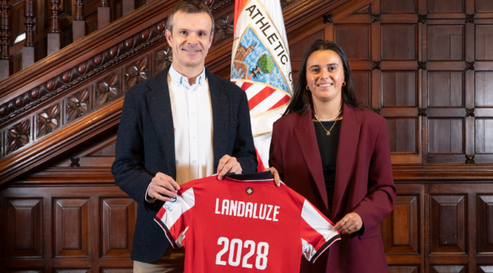 Naia Landaluze renueva su contrato con el Athletic Club hasta 2028