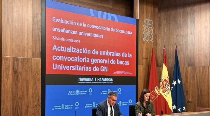Ikasle gehiagok unibertsitate-bekak lortzeko, atalaseak handituko ditu Nafarroak