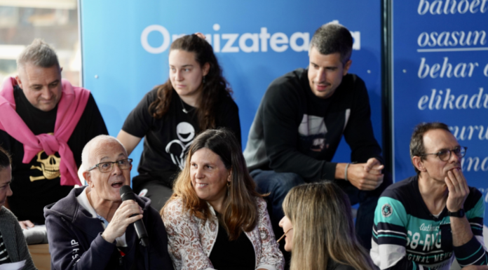 Eider Mendoza destaca el éxito de la ‘Plaza del Bienestar’ en Hernani como motor de diálogo comunitario