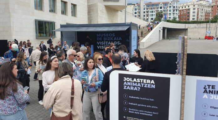 Centenares de personas participan en la dinámica “Museos de Bizkaia. Visítalos, visítate”