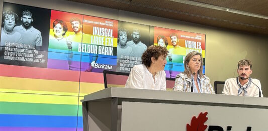 Bizkaia reivindica en el Día contra la LGTBIfobia que todas las personas sean visibles y puedan vivir libres y sin miedo