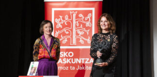 Gloria Totoricagüenak jaso du Manuel Lekuona Saria 2025 euskal identitatearen nazioarteko proiekzioari egindako ekarpenagatik