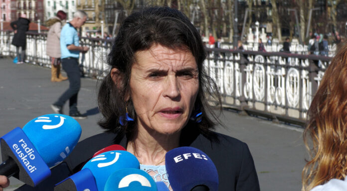 Nerea Melgosa: «Arana zentroak ez du euskal harrera ereduarekin bat egiten»