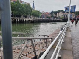 El Ayuntamiento de Bilbao cierra de forma provisional el pantalán de Pío Baroja por motivos de seguridad y mantenimiento