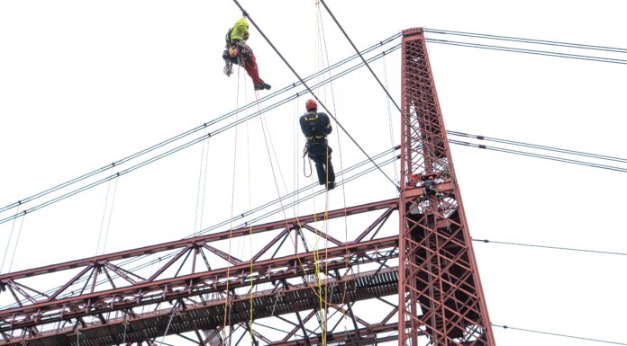 El Puente Bizkaia reúne a los mayores especialistas en la primera Jornada de Rescate Técnico de Euskadi