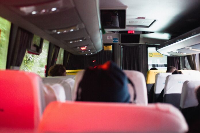 Autobus-696x464-1