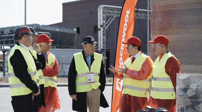 Nafarroako Gobernuak foru interesekotzat jo du Rockwool enpresak 60 milioi euro baino gehiago inbertitu izana Caparrosoko lantegia deskarbonizatzeko