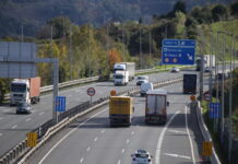 Euskadin trafikoak gora egin du Udako Irteera-Itzulera Operazio Bereziaren erdian, aurreikusitakoaren arabera